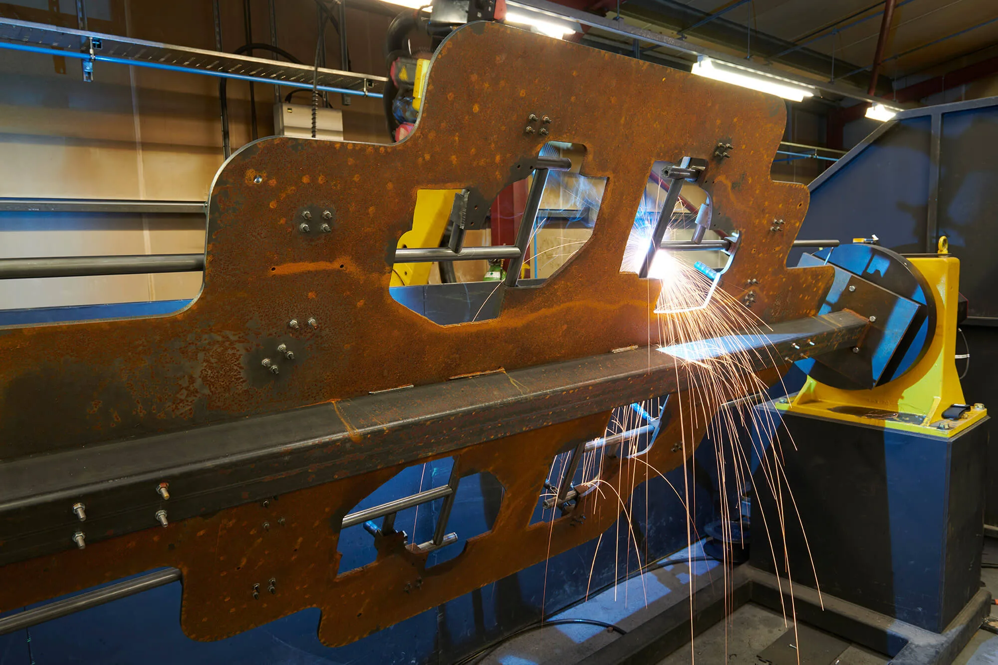 Reward Manufacturing - Welder Bespoke Machinery
